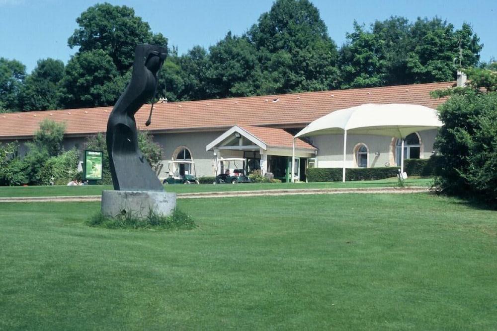 Best Western Golf D'Albon Luaran gambar