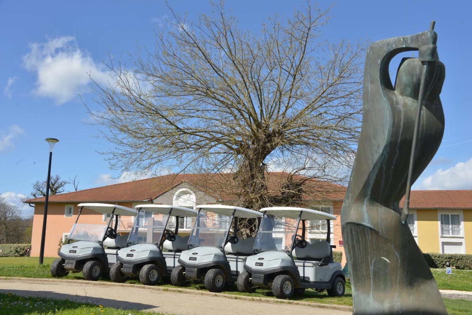 Best Western Golf D'Albon Luaran gambar