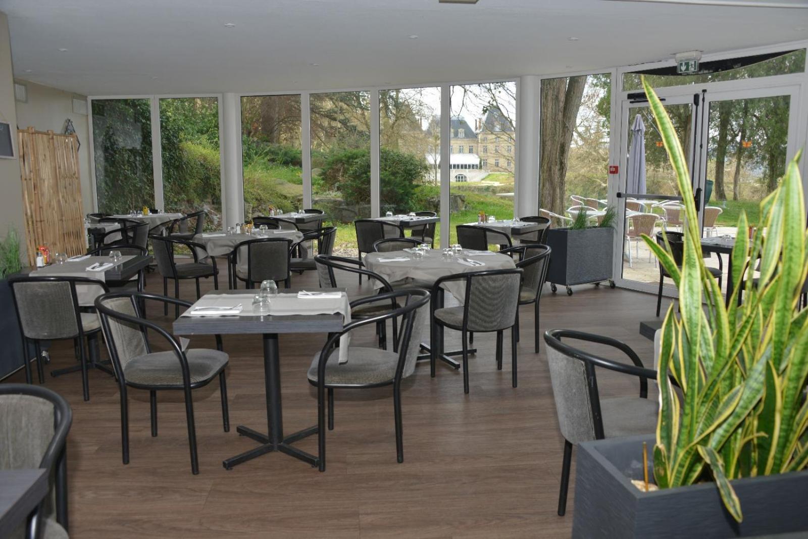 Best Western Golf D'Albon Luaran gambar