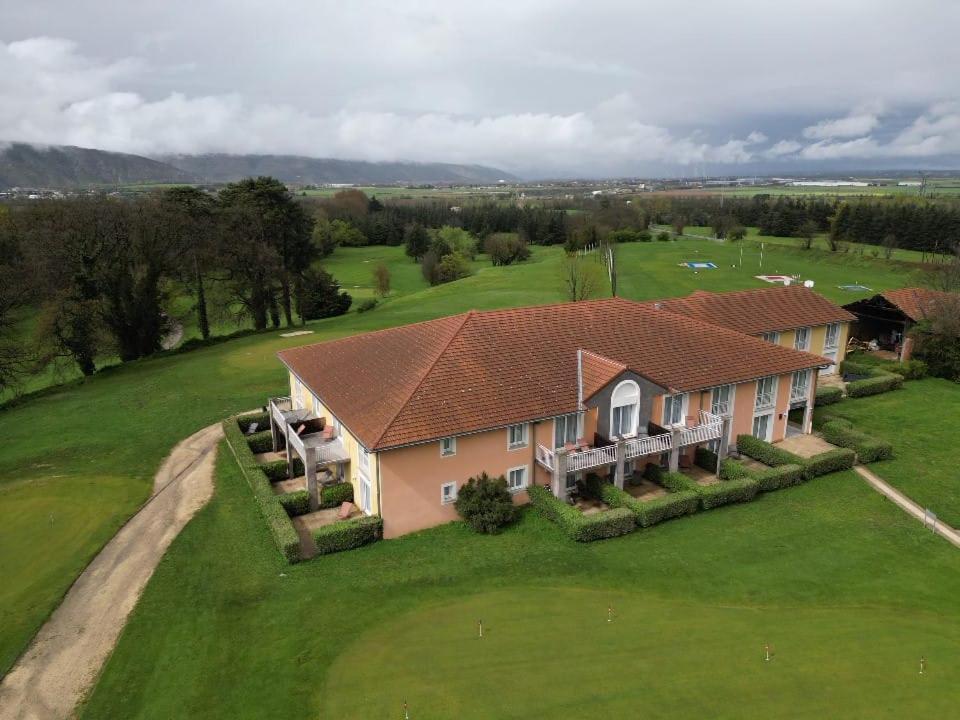 Best Western Golf D'Albon Luaran gambar