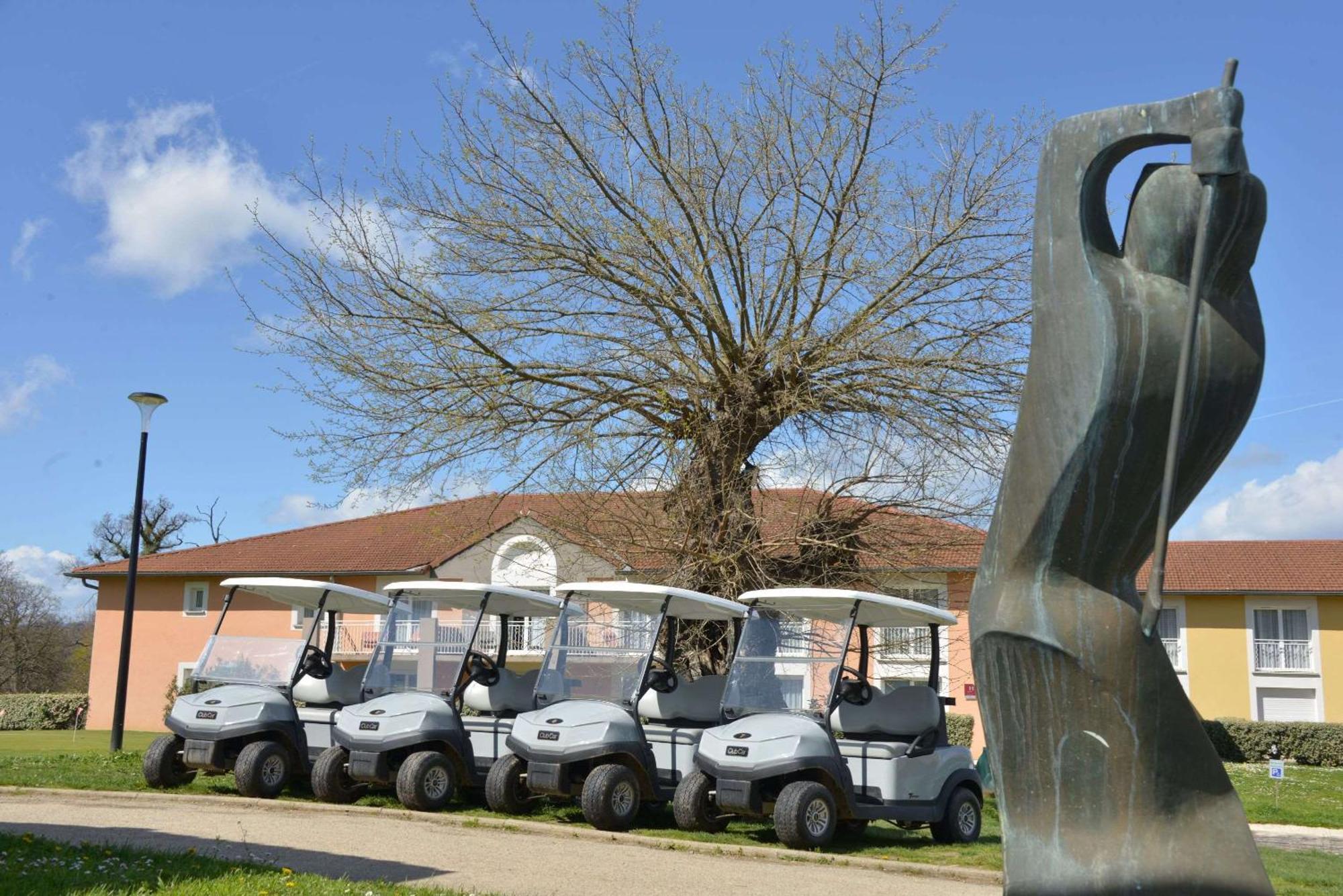Best Western Golf D'Albon Luaran gambar